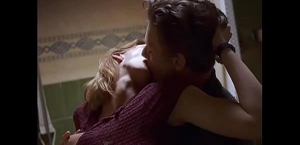  Natasha Henstridge - Sex Scene Maximum Risk